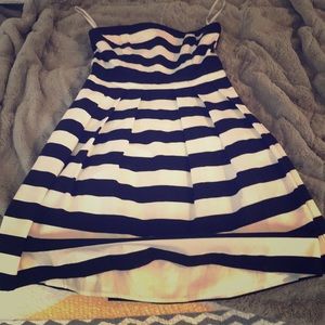 WHBM straples full skirt cocktail dress